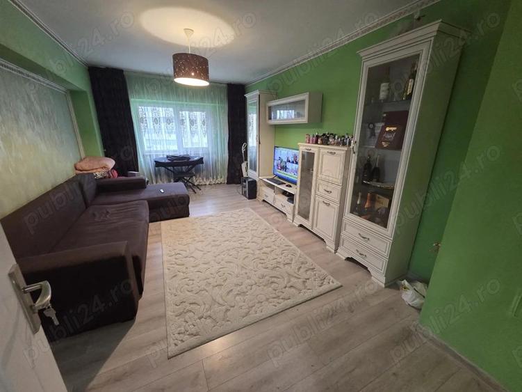 Apartament 3 camere, Etaj 3 8, bloc 1993, renovat complet - 6