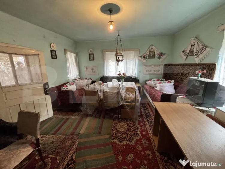 Casa de vanzare cu 3 camere - 6