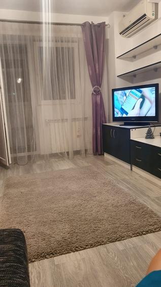 Dristor, garsoniera, 3 minute metrou, bloc mixt, moderna - 4