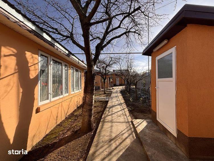 Casa, Chitila, cartierul Regina Maria, 3 corpuri de locuit, teren 548m - 3