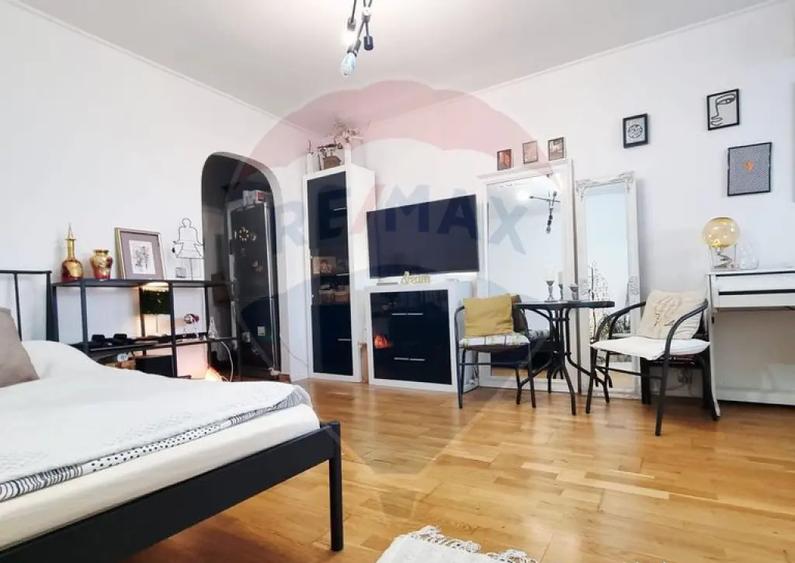 Garsoniera de vanzare metrou Costin Georgian - 4