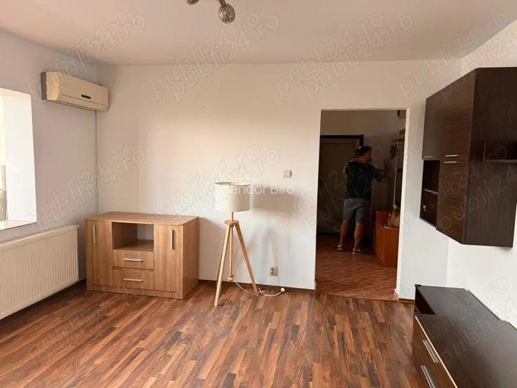 Apartament 2 camere - Zona Kiriac - Utilat- Proaspat Renovat Apartament 2 camere - Zona Kiriac - Utilat- Proaspat Renovat