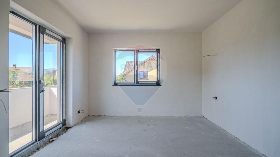 Locatie premium in Sanpetru, casa noua - Comision 0% - 16