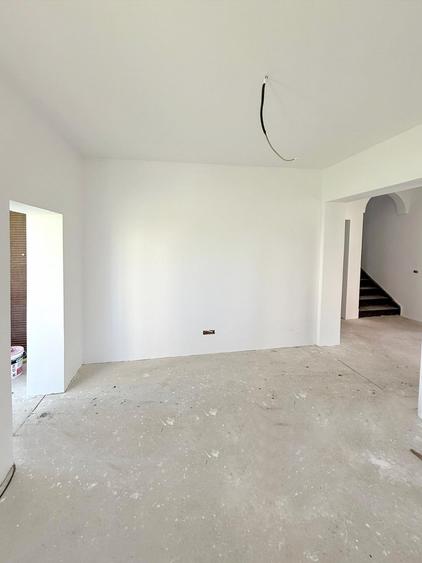 Casa Curte Proprie Zona Centrala - 5