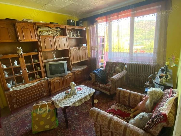 Vand apartament in Motru - 4