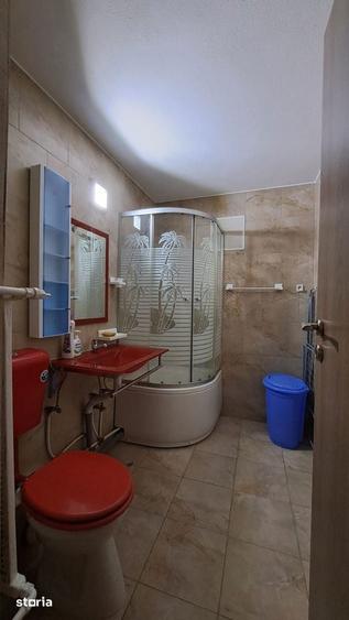 Inchiriez apartament 2 camere decomandat, mobilat si ultilat - 2