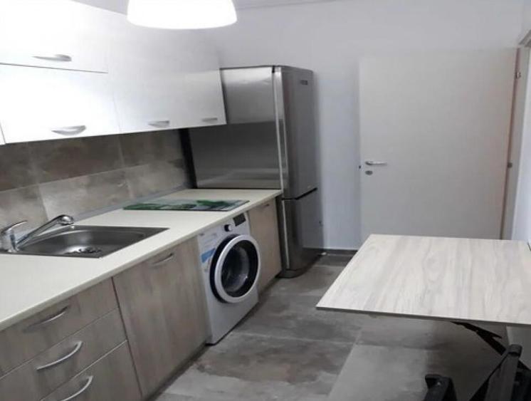 1 camera in zona Dambovita - 1