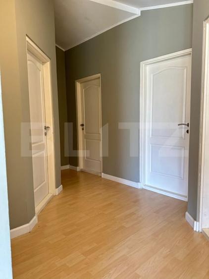 CASA MODERNA ZONA 7 NOIEMBRIE - 14