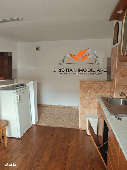 Apartament 2 camere, Parter inalt, cu balcon, Cetate! - 1