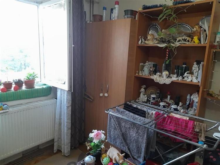 Garsoniera Etaj 2 zona Buziasului - 6