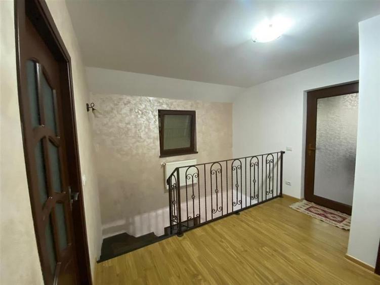 CASA DE VANZARE ZONA MONTANA - 20