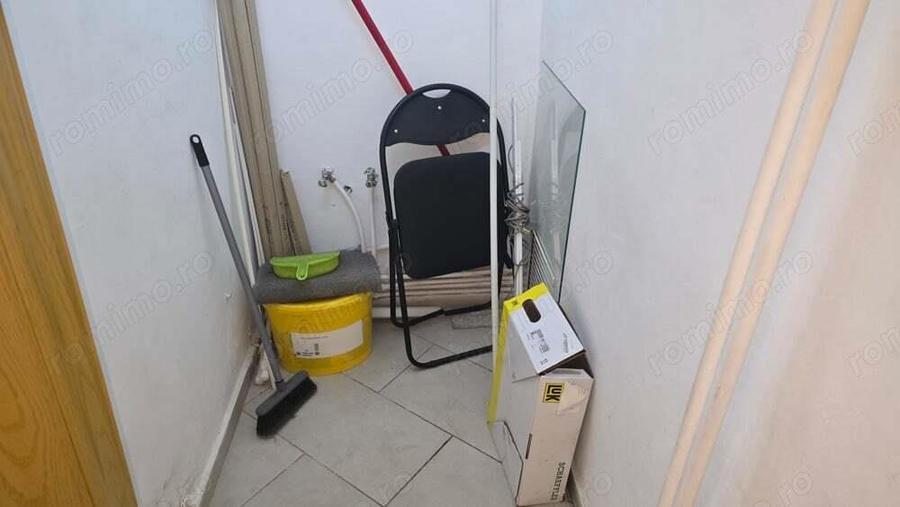 Inchiriez spatiu comercial in Deva, zona ultracentrala (Bld Decebal colt cu I. Creanga), 70 mp - 6