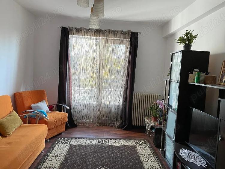 Vand apartament cu doua camere - 1