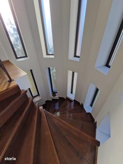 Casa spa?ioasa in zona 1 Mai - 8