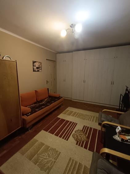 Apartament 2 camere, de vânzare, zona Herculane, balcon 9 mp - 2