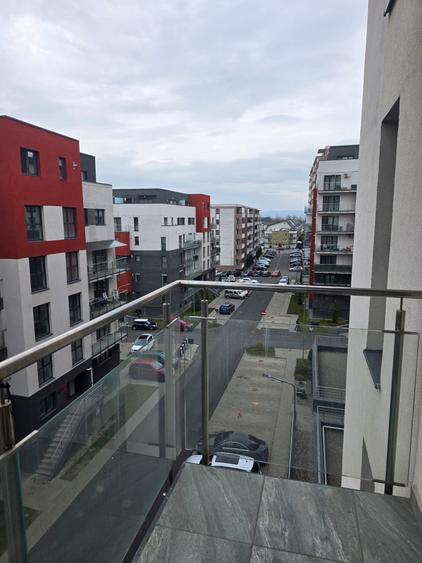 Apartament de vanzare tip studio zona Tractorul Maurer Residence - 5