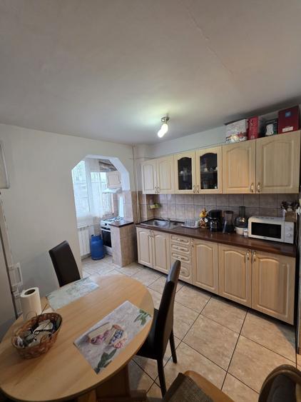 Super oferta Beius! APARTAMENT CU 3 camere, 2 balcoane, bucatarie mare - 2