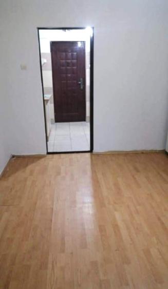 Garsoniera etaj 4, zona Micro 14, Liceul 9 - 5