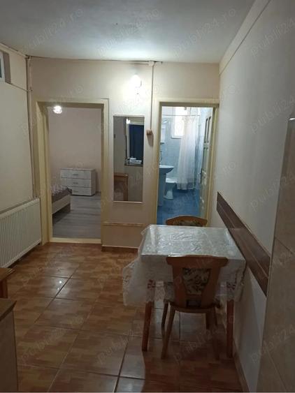 Inchiriez garsoniera la curte | Constanta Km4 - 4