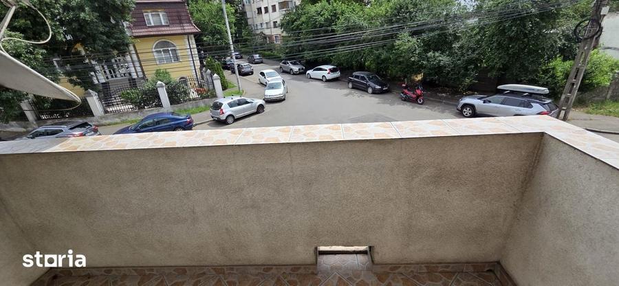 Apartament 2 Camere Dec Etaj 1 zona Modern Lugojului 330 euro - 2