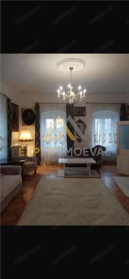 Casa boiereasca Centrul Vechi Baia Mare cu spatiu comercial la parter inchiriat cu 600 euro luna - 7