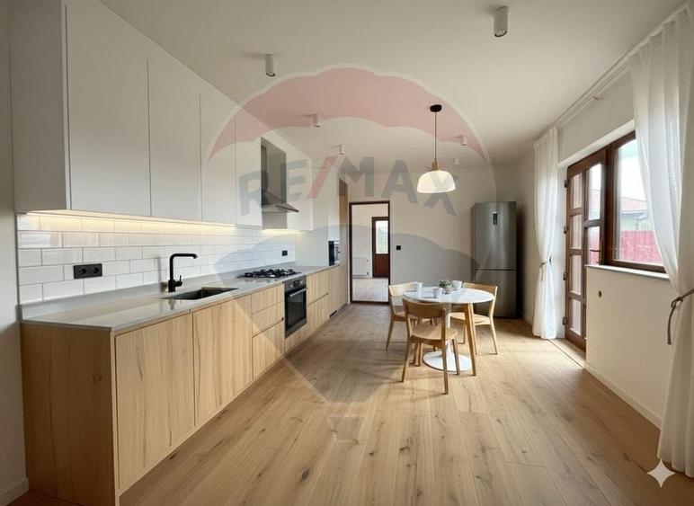 Investitie/Vanzare-  Vilă cu 5 camere la 45 minute de Bucuresti - 28