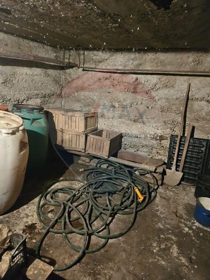 Casa / Vila cu 4 camere de vanzare - 16