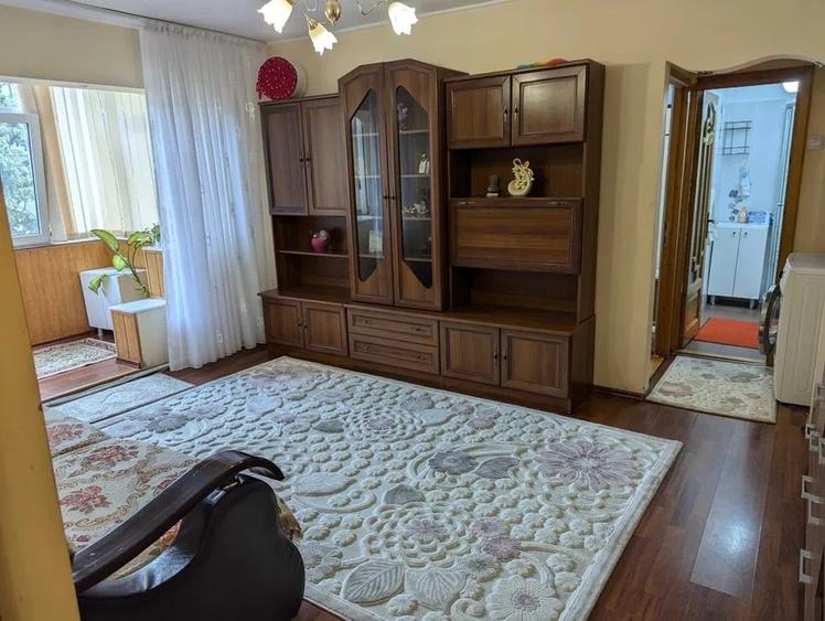 Apartament cu 2 camere, etaj 3/4, zona Alexandru cel Bun - 2