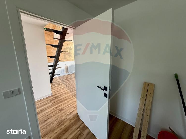 Casă cu 3 camere cu Teren 1400 Mp în Moțăieni