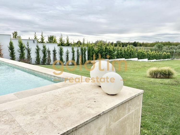 VILA SUPERBA/MOBILATA/UTILATA/PISCINA/CURTE 3000 MP/IESIRE LA LAC - 31