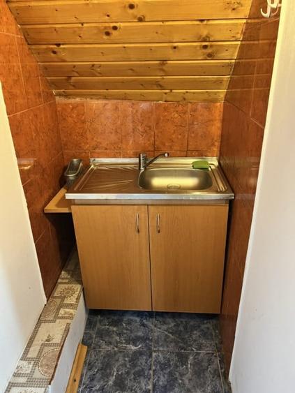 garsoniera la casa terezian str mesteacanului  et 1 - 3