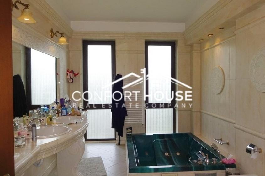 VILA DE LUX, teren 1500mp, piscina, padure, IANCU NICOLAE - 24