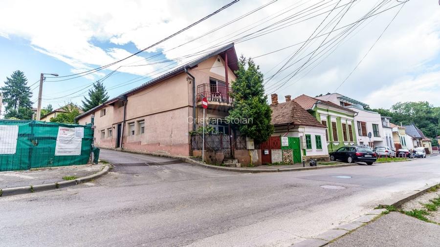 Casa langa Campusul Hasdeu/UMF- Ideala pentru locuinta sau investitie!