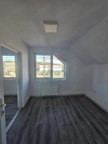 Spa?iu comercial de inchiriat in zona Vasia - 9