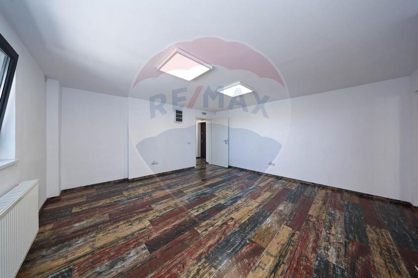 Spațiu de birouri  zona 13 Decembrie- Etaj 1 - 27