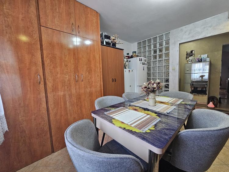 Apartament 3 camere,parter – Zona Piața Centrala - 15