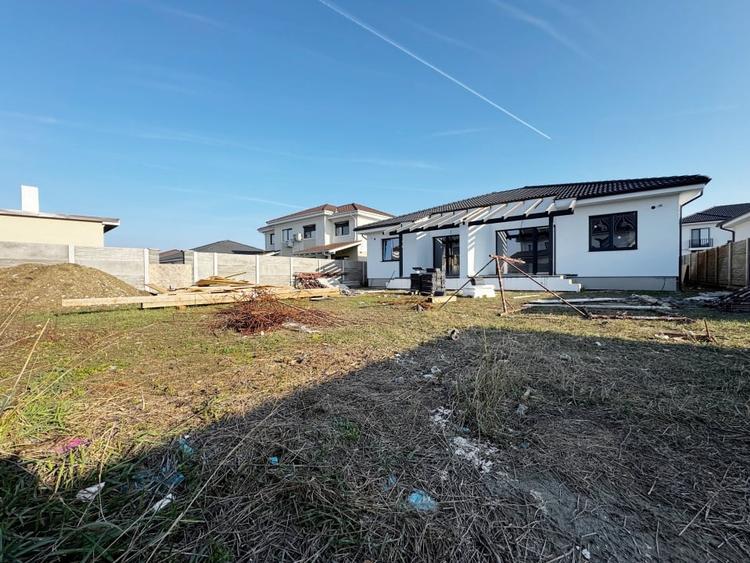 Duplex 3 camere 71mp utili + terasa 14mp, 315mp teren, Mosnita Noua - 16