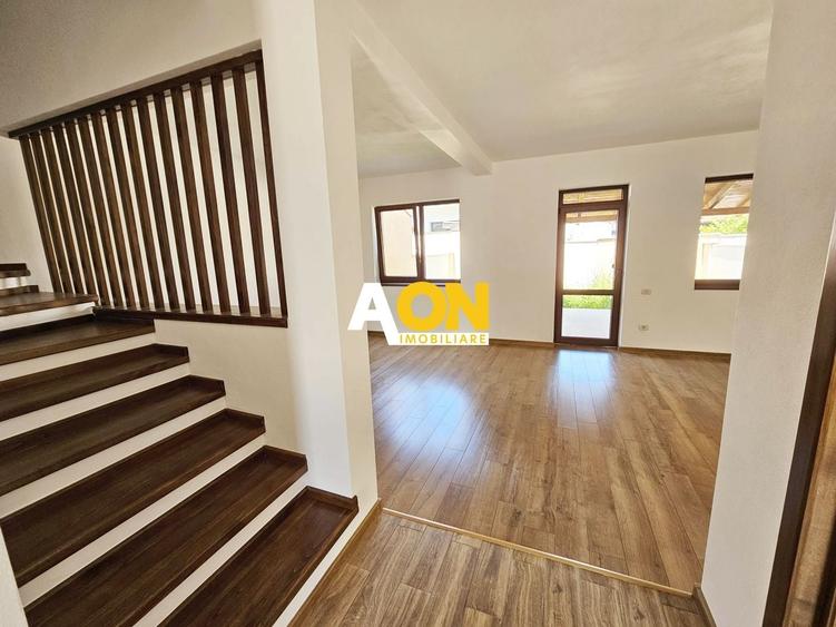 Casa tip insiruit, 4 camere, 2 bai, finisata la cheie, Cetate - 1