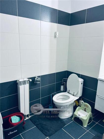 Apartament cu 3 camere decomandat în Tătărași