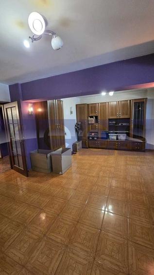 VANZARE 4 CAMERE DECOMANDAT -MALL VITAN - 1