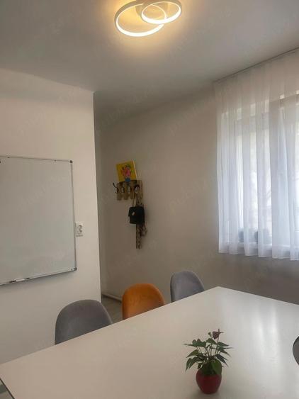 Garsoniera de vanzare ideala pentru locuin?a sau birou-Strada Aluminei Oradea - 2