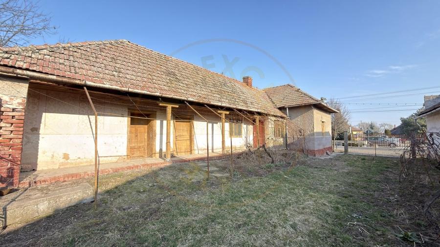 Casa 4 camere, Teren 2.948 mp Tiream SM - Comision 0% cumparator - 2