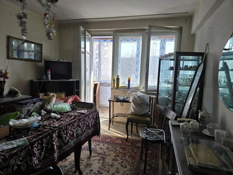 Bucur  Obor, 10 minute metrou, pe strada Ferdinand, - 12