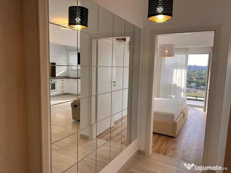Apartament cu 2 camere decomandat în Basarabia