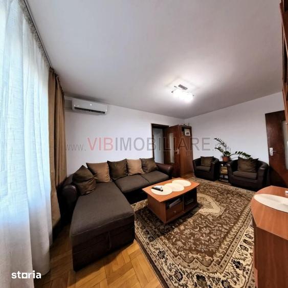 Apartament cu 3 camere semidecomandat în Giulești