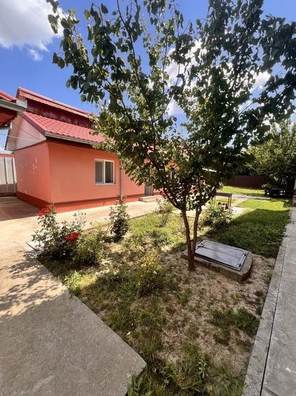 Casă cu 3 camere în Central