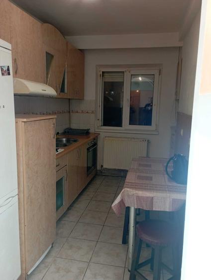 Ofer spre inchiriere apartament 2 camere, decomandat langa Profi Ciresica - 3