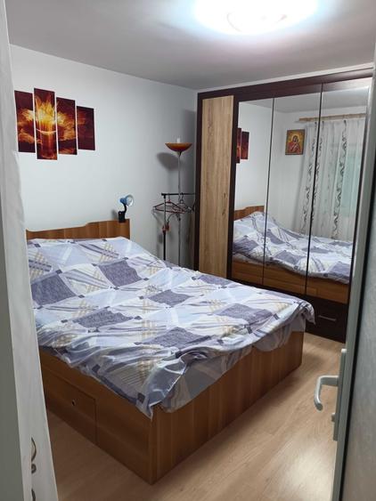 Casă cu 3 camere cu Canalizare în Km 5