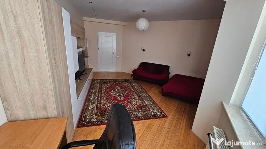 Apartament cu 2 camere semidecomandat în Veteranilor