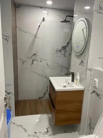 Apartament cu 2 camere în Tudor Vladimirescu
